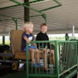 Meet your Posher, Paula